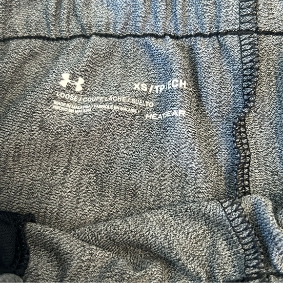 Under Armour Athletic Shorts XS 🩶🖤 - Picture 7 of 7